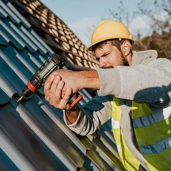 Why Homer Glen Homeowners Choose Homer Glen Roofing Pro for Steel Roof Repair Service?